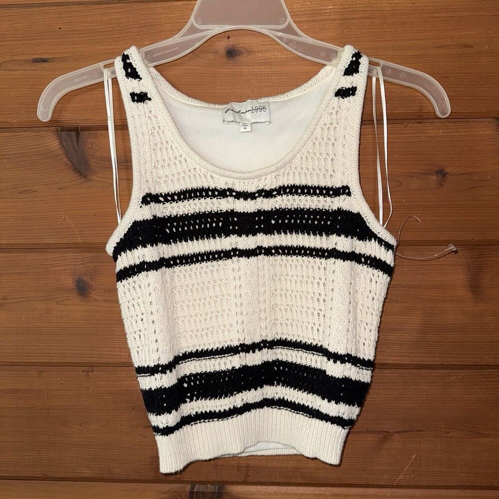 Freshman 1996 Crop Knit Tank Top Sleeveless Black Cream Striped XS